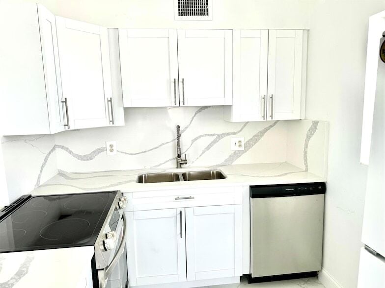 Photo - 3080 Lake Osborne Dr Unit 202