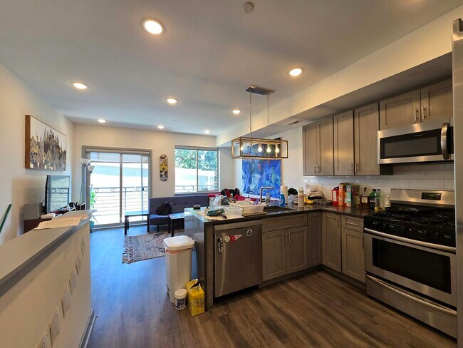 Photo - 417 West Berks Street, Unit 2 Apartment