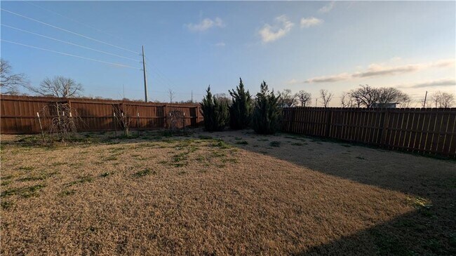 Building Photo - 716 NW 71st Ave