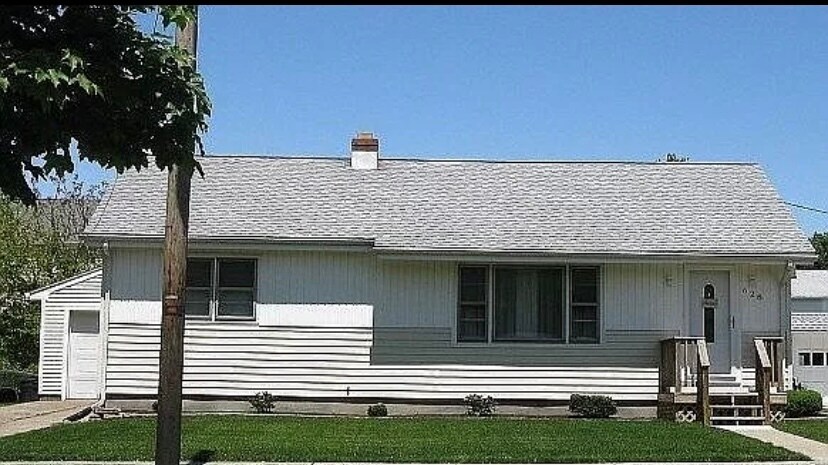 Foto principal - 628 E 38th St