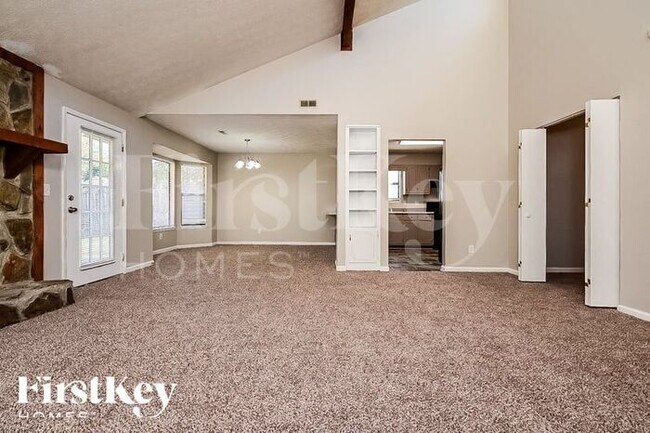 Building Photo - 765 Fieldstone Dr