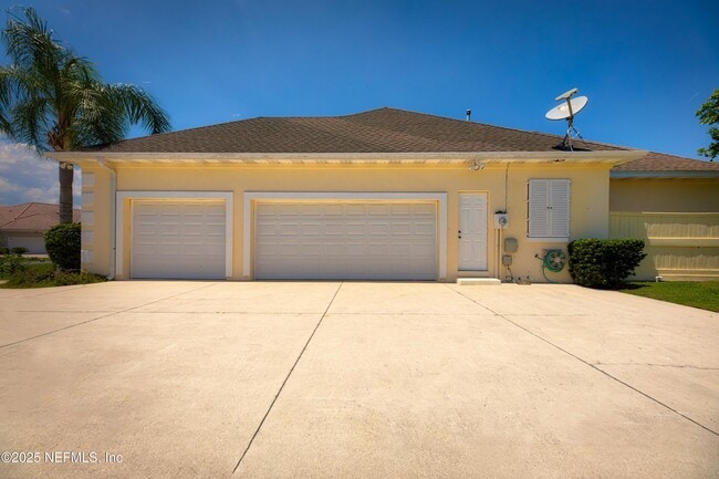 Foto del edificio - 430 Marsh Point Cir