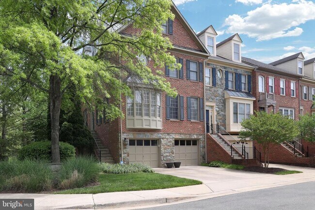 Foto del edificio - 1200 Treasure Oak Ct
