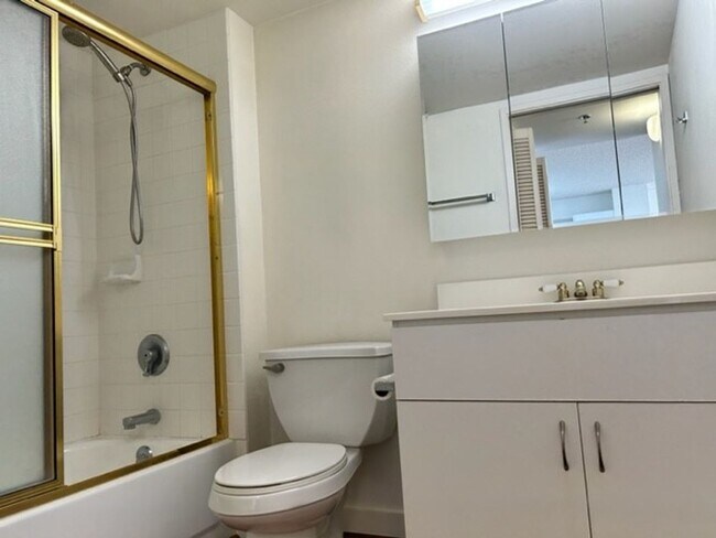 Foto del edificio - Great Views, Great Location and Beautiful ...