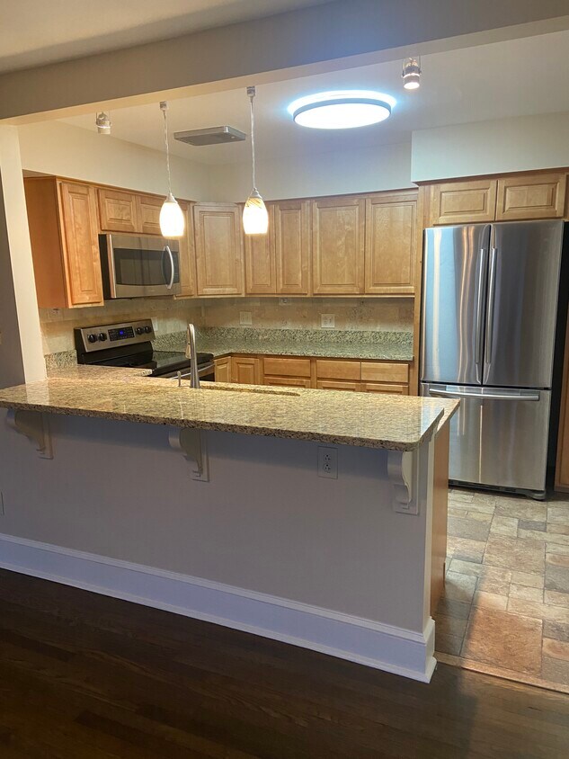 19925 Lorain Rd Unit 6 second floor, Fairview Park, OH 44126