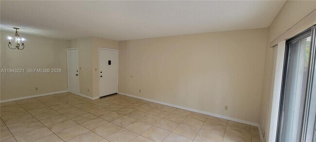 Foto del edificio - 9004 SW 137th St