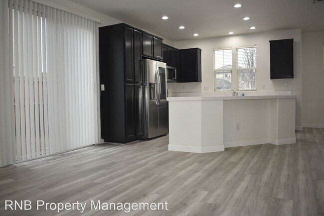 Foto del edificio - 3 br, 2.5 bath House - 4931 Trouville Lane