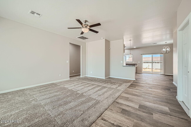 Building Photo - 12382 W Delwood Dr