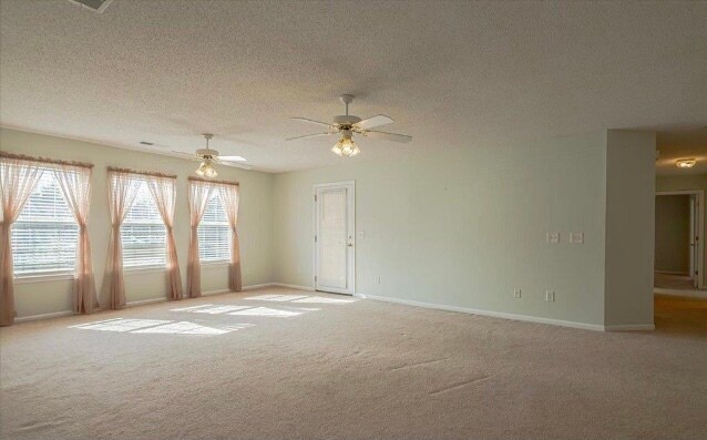 Building Photo - 1197 Waxwing Dr