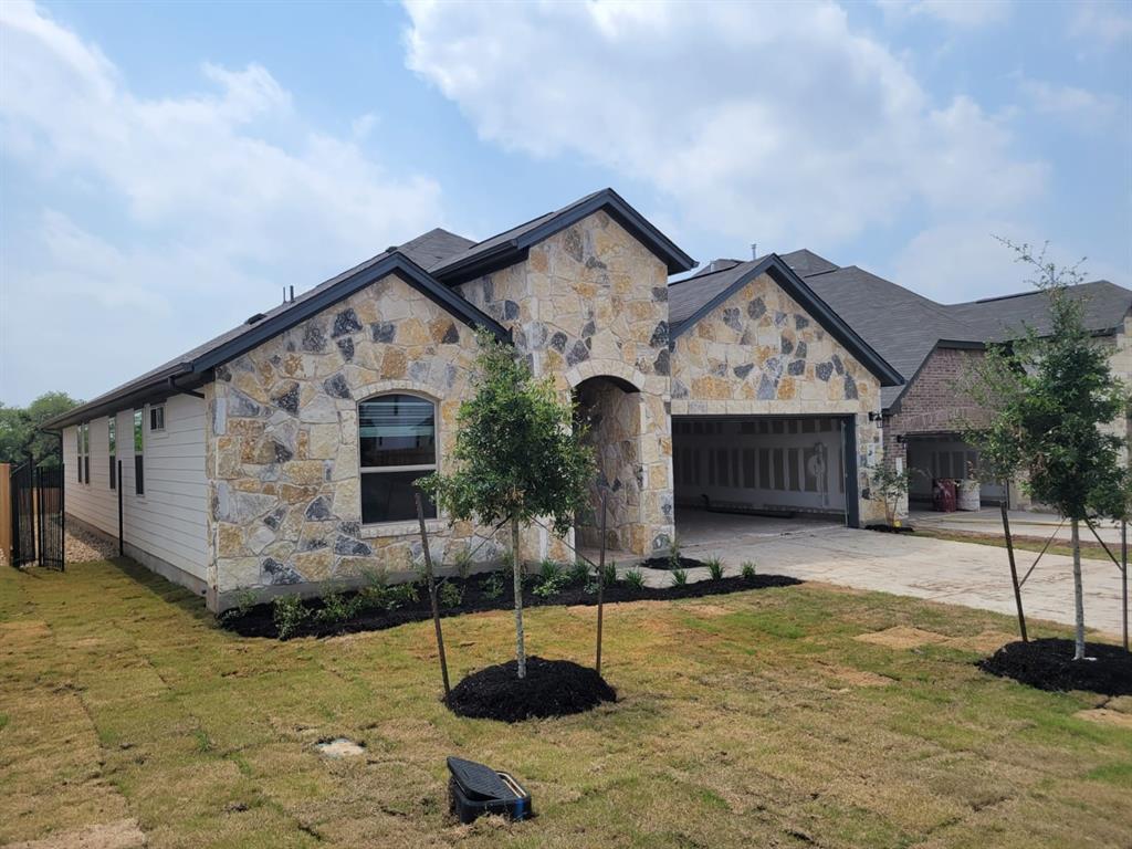 Foto principal - 185 Munk Ln