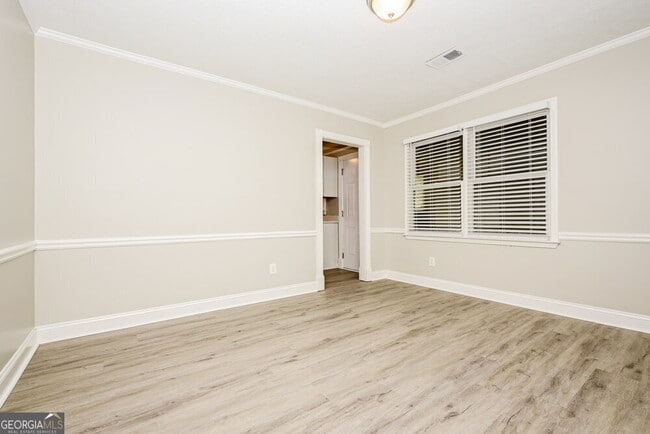 Building Photo - 976 Park Gate Pl