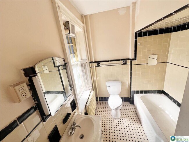 Foto del edificio - 226 N 13th St