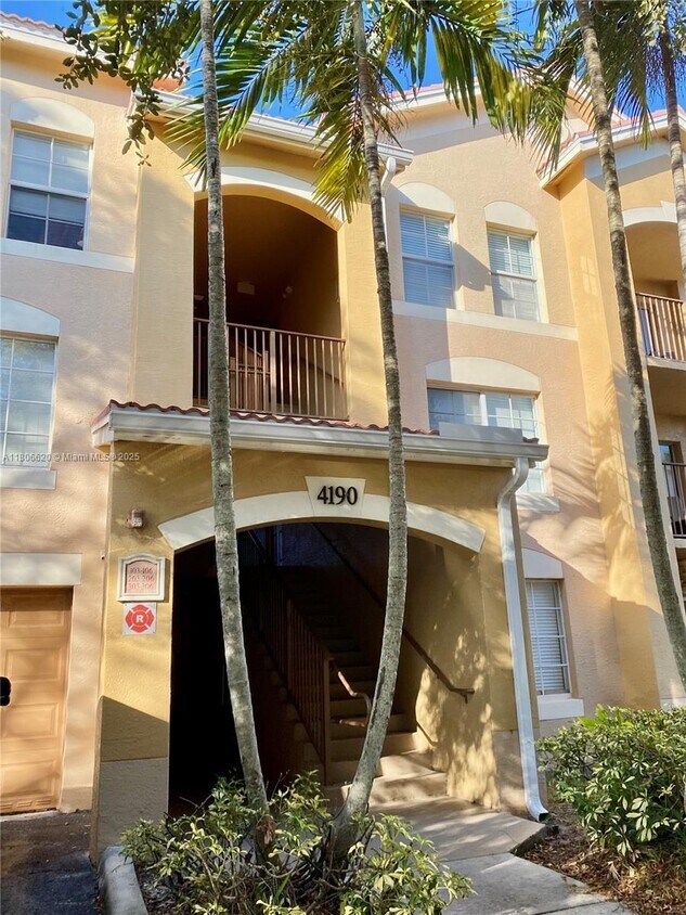 Foto principal - 4190 San Marino Blvd