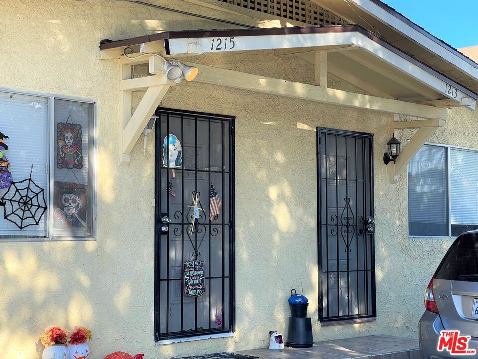 Primary Photo - 1213 S Muirfield Rd