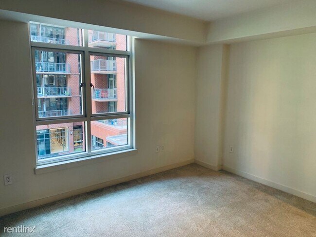 Foto del edificio - 1 br, 1 bath Condo - Velocity