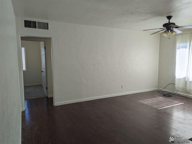 Foto del edificio - 1710 W 11th St