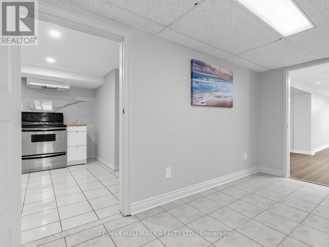 Building Photo - 67 Trinnell Blvd
