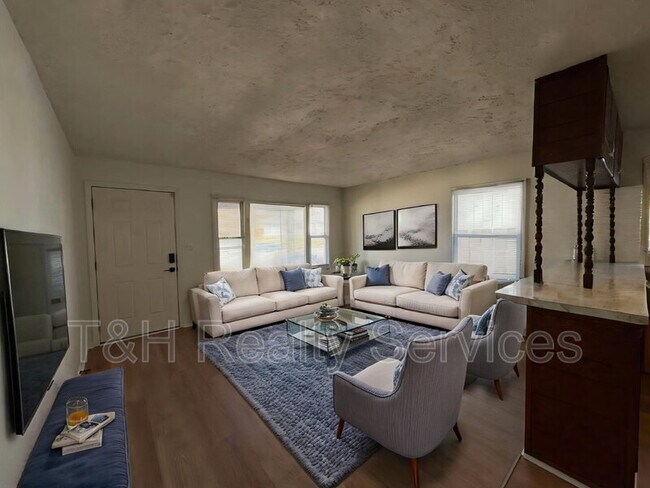 Foto del edificio - 1261 W 32nd St