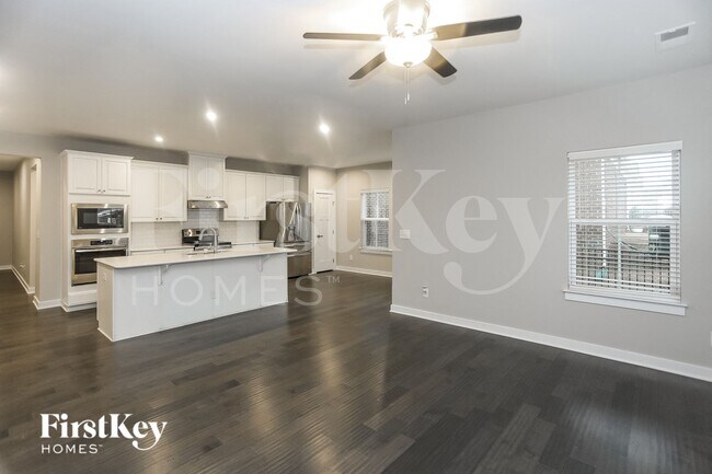 Foto del edificio - 6425 Brighton Park Dr