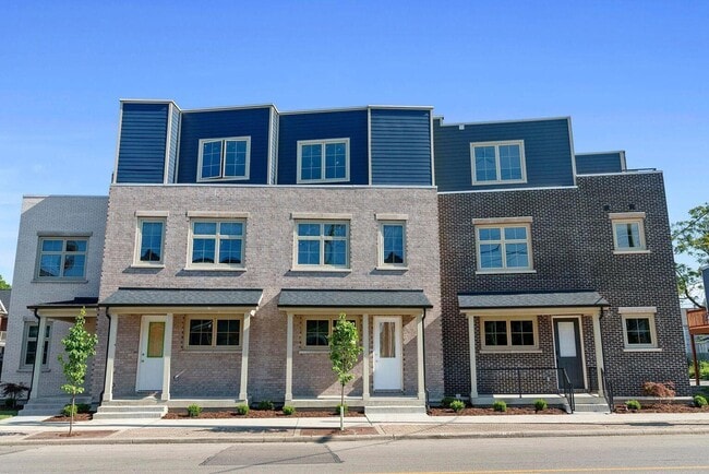 Building Photo - 1012 E Long St