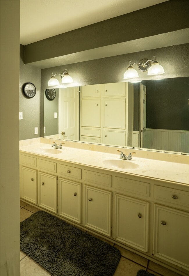 Foto del edificio - 1514 Roanwood Dr