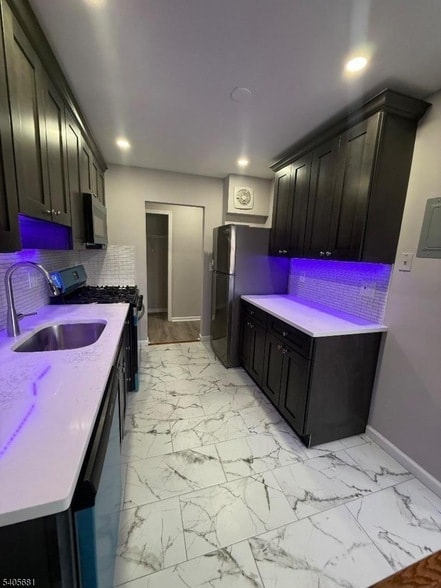 Foto del edificio - 168 Washington St