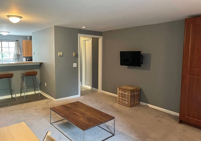 Foto del edificio - 42 N Main St