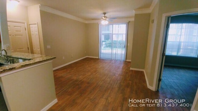 Building Photo - 8301 Elm Park Dr