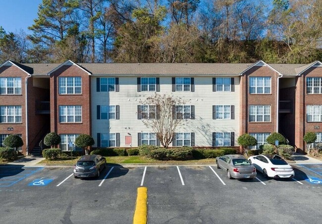 Building Photo - Riverwood Park Apartments