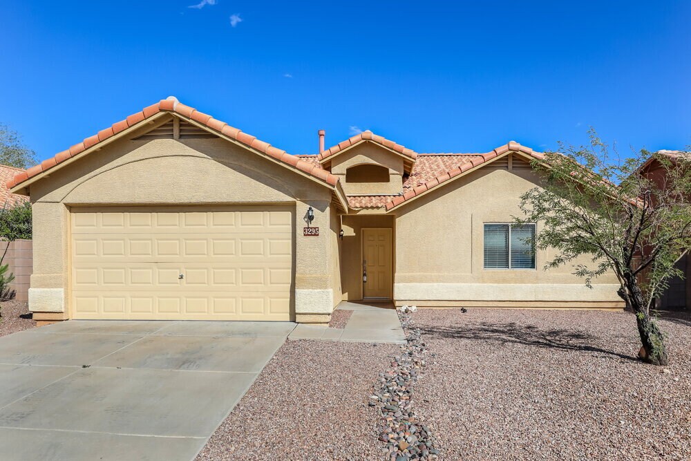 Foto principal - 3295 S Rainburst Pl