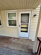 Building Photo - 235 E Elm St