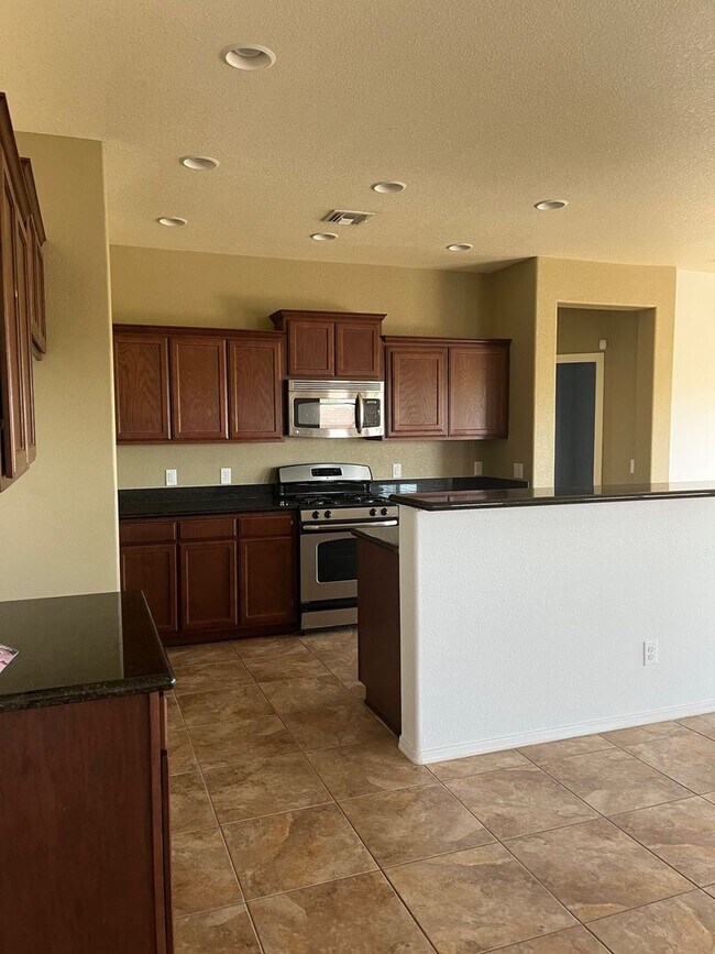 Foto del edificio - 1307 Paso Robles Ave