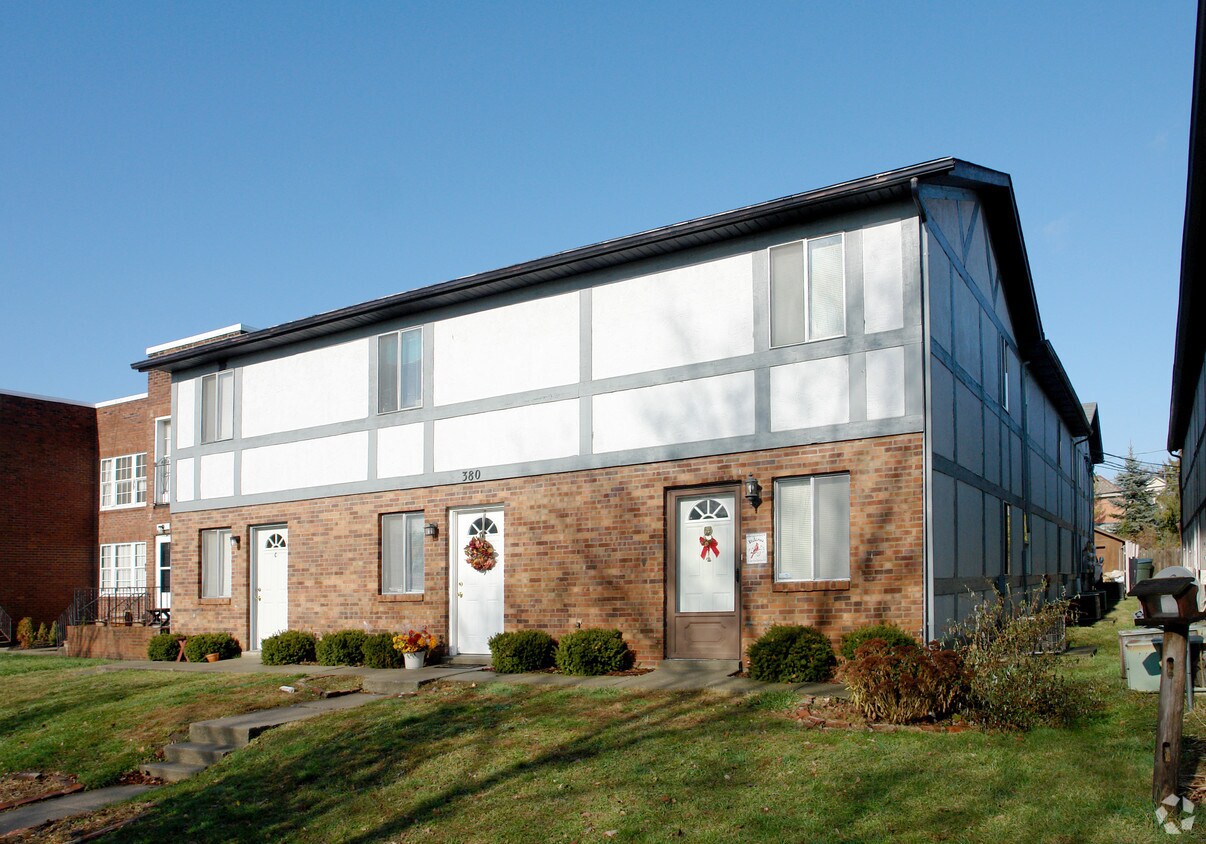Foto principal - 380 Forest St