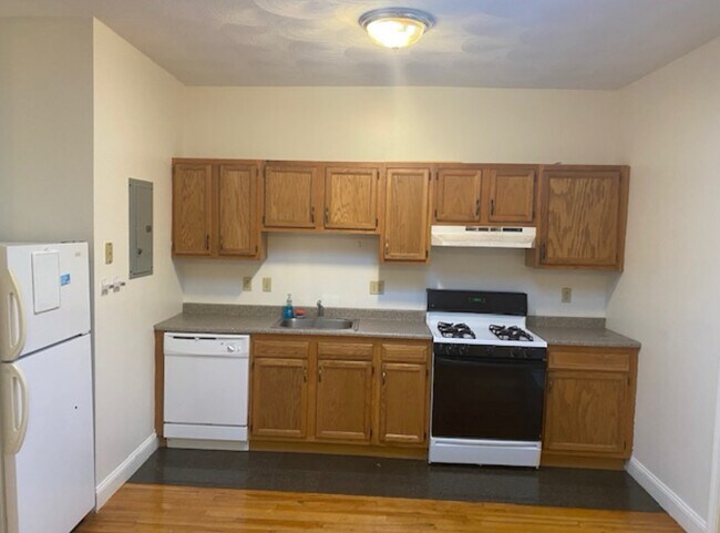 Foto del edificio - 17 Cummings Rd