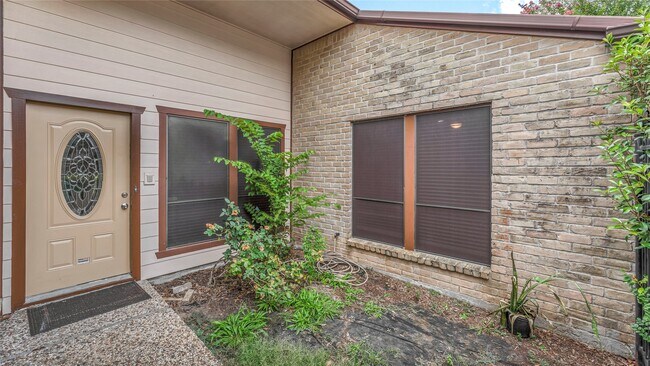 Foto del edificio - 10919 Paulwood Dr