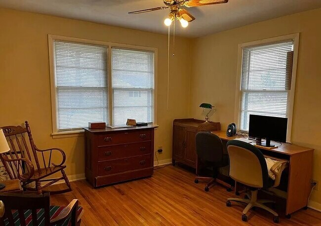 Building Photo - 1205 Winston Dr