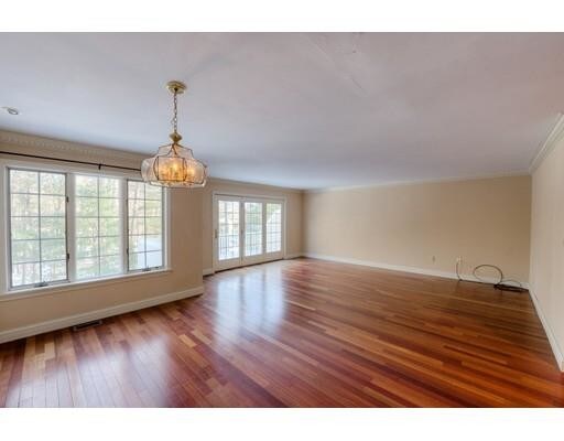 Building Photo - 807 Kittering Way