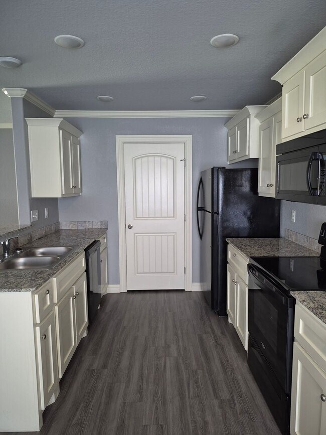 Building Photo - Move in Special on this beautiful place at...