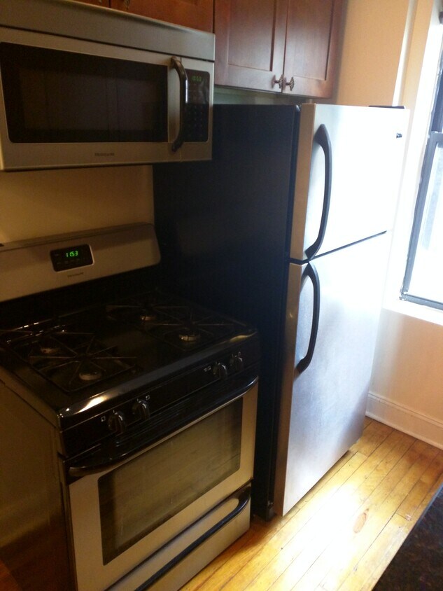 1155 E 35th St Unit B7, Brooklyn, NY 11210 Room for Rent in Brooklyn