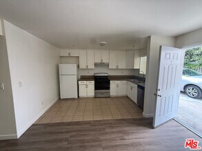 Building Photo - 6640 Irvine Ave
