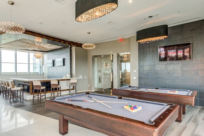 Foto del edificio - 8421 Broad St