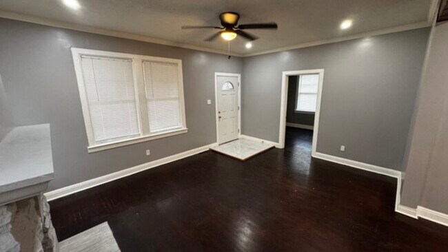 Foto del edificio - 3244 Spottswood Ave