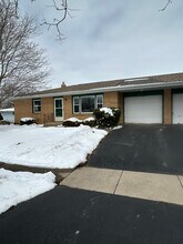 402 Elmwood Dr