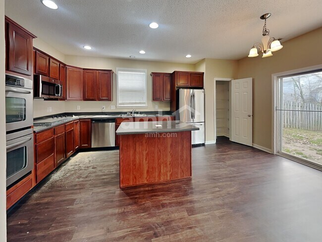 Foto del edificio - 6425 W Cedar Chase Dr
