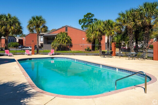 Foto del edificio - Compass Pointe Apartments