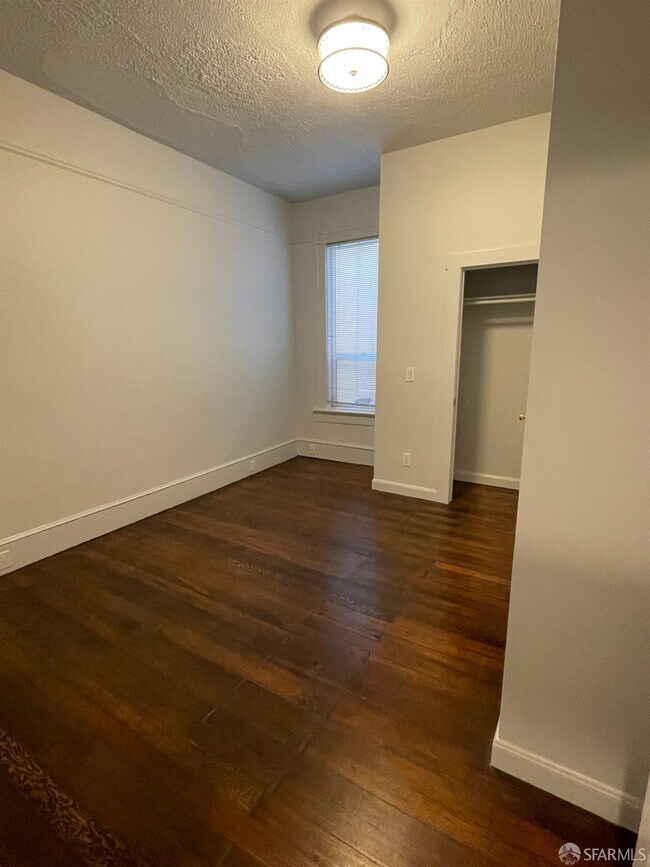 Foto del edificio - 1937 McAllister St