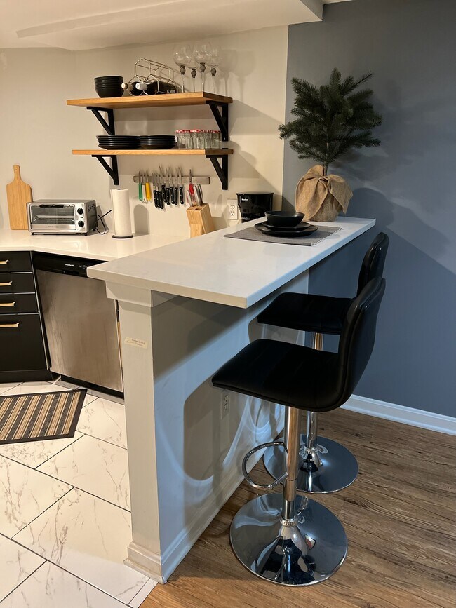 Foto del edificio - 633 14th St NE