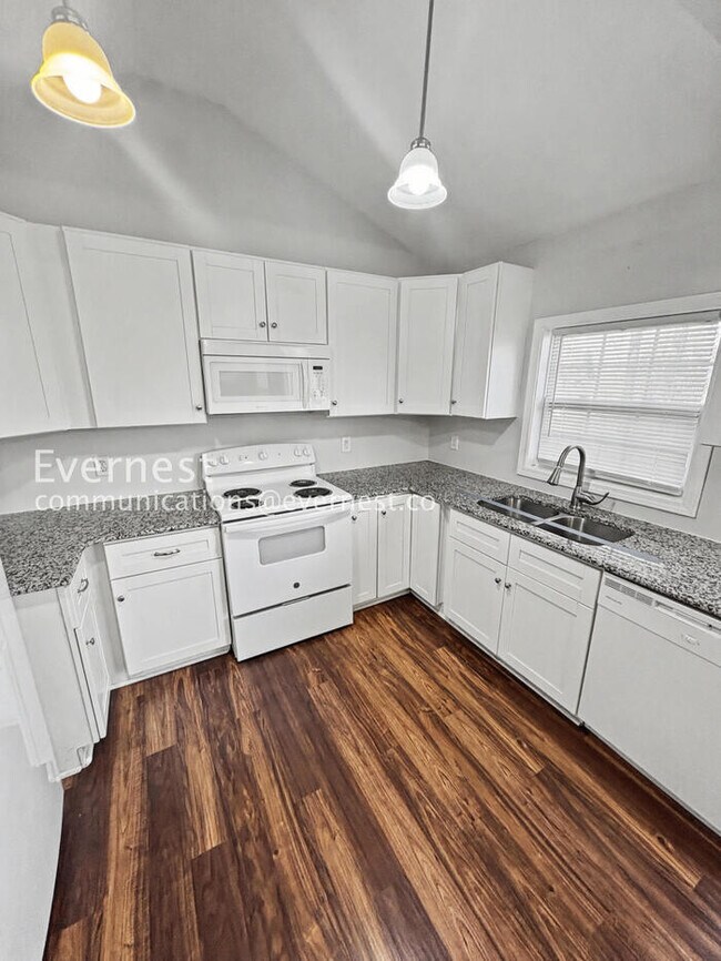 Foto del edificio - 540 Oglesby Bridge Rd SE