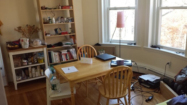 Building Photo - 17 Fairbanks St