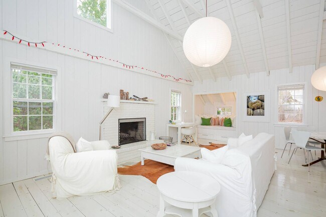 Building Photo - 53 Sayre's Path